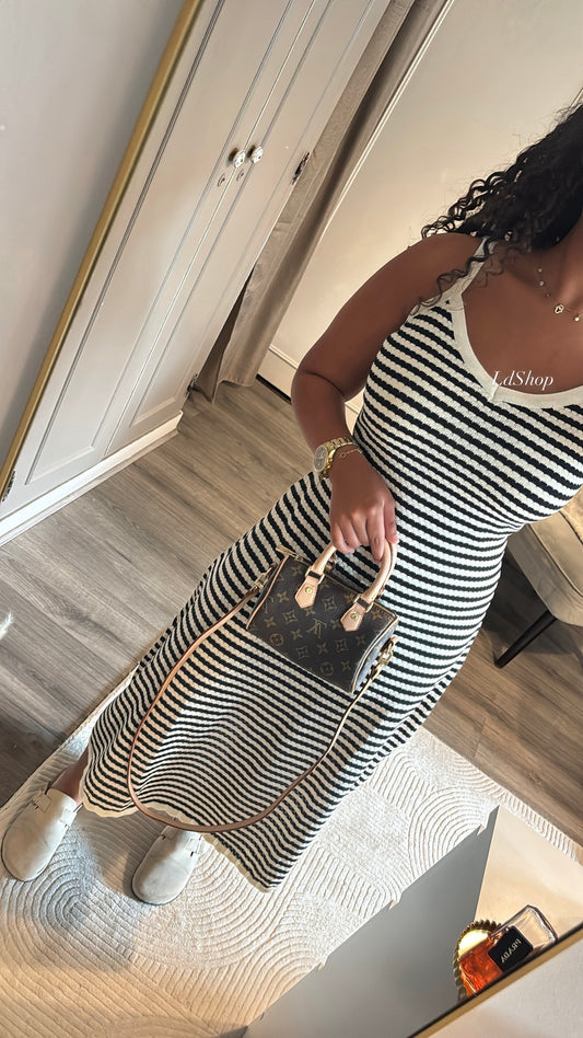 Robe rayée en maille fine